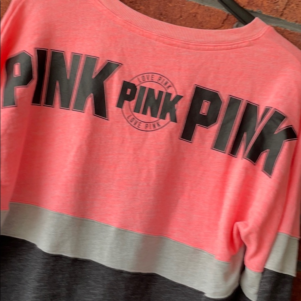 VS PINK V-NECK VARSITY CREW SWEATSHIRT - Picture 8 of 8